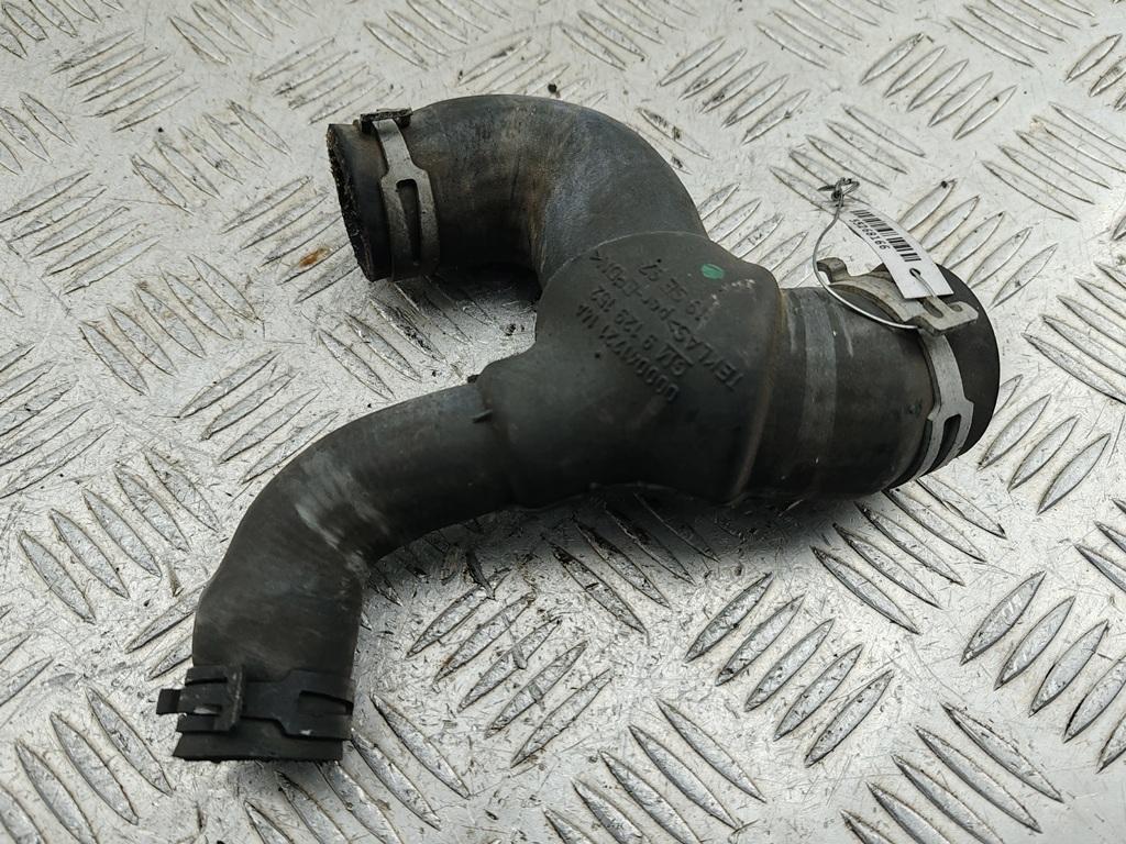 патрубок (трубопровод, шланг) Opel Astra G 2001, 1.6 л., бензин, МКПП, чёрный, хетчбэк 5 дв., 9129152 - фото №1