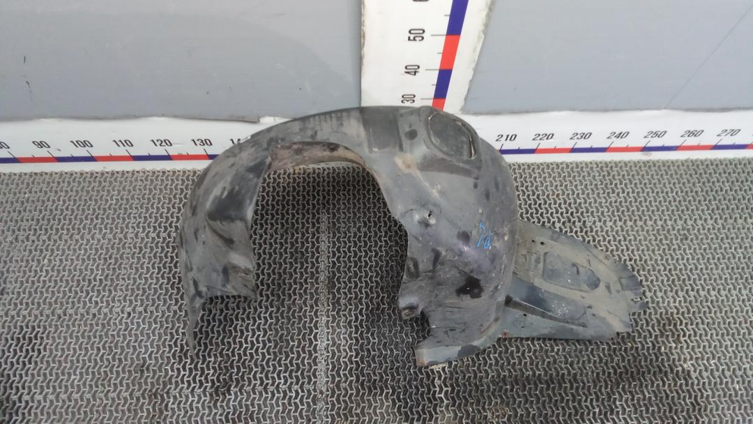 Подкрылок передний левый Skoda Rapid 1 поколение 2014, 1.2 л., бензин, МКПП, хетчбэк 5 дв., 5JA809957B - фото №1