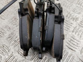 Колодки тормозные передние Peugeot 407 1 поколение 2004, 2.2 л., бензин, МКПП, серый, седан