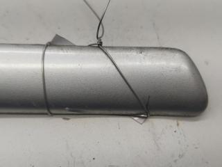 молдинг переднего левого крыла Audi A4 B5 [рестайлинг] 1998, 1.8 л., бензин, МКПП, серый, седан, 8D0853973