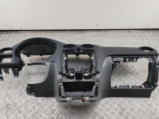 панель передняя салона (торпедо) Ford Focus II 2009, 1.4 л., бензин, МКПП, красный, универсал, 4M5X404305