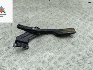 педаль Ford Mondeo 3 поколение 2002, 1.8 л., бензин, МКПП, зелёный, хетчбэк 5 дв., 1S719P732C