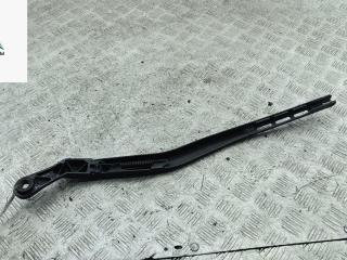 Щеткодержатель (поводок стеклоочистителя) передний Audi A4 B6 2001, 1.8 л., Ti, бензин, МКПП, серый, универсал, 8E0955408