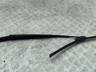 Щеткодержатель (поводок стеклоочистителя) передний BMW 3 серия E46 2000, 1.9 л., бензин, МКПП, серый, купе, 61617007128