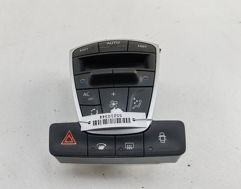 блок управления печки / климат-контроля Renault Laguna III 2008, 2.0 л., бензин, МКПП, чёрный, универсал, 275100002R