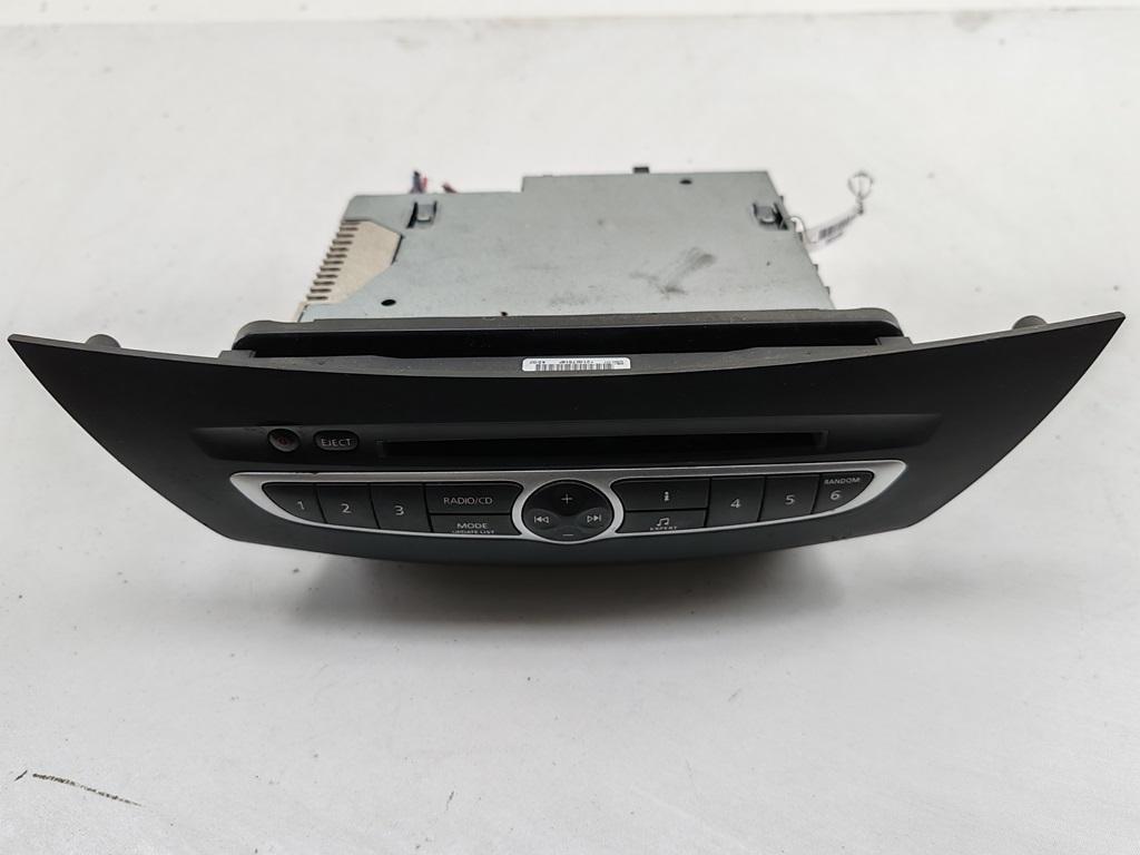 магнитола Renault Laguna III 2008, 2.0 л., бензин, МКПП, чёрный, универсал, 281150013RT