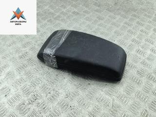 подлокотник Ford Mondeo 3 поколение 2002, 1.8 л., бензин, МКПП, зелёный, хетчбэк 5 дв.