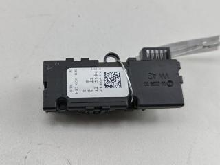 датчик угла поворота руля Volkswagen Passat B6 2006, 2.0 л., дизель, МКПП, синий, универсал, 3C0959654IE