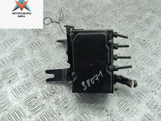 блок ABS Nissan Note E11 2006, 1.4 л., бензин, МКПП, серый, хетчбэк 5 дв., 476609U100