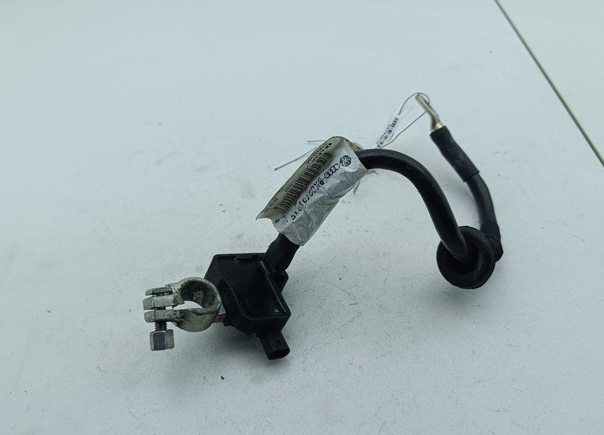 минусовой провод аккумулятора Audi Q7 4L 2011, 3.0 л., бензин, АКПП, чёрный, внедорожник 5 дв., 8K0915081D