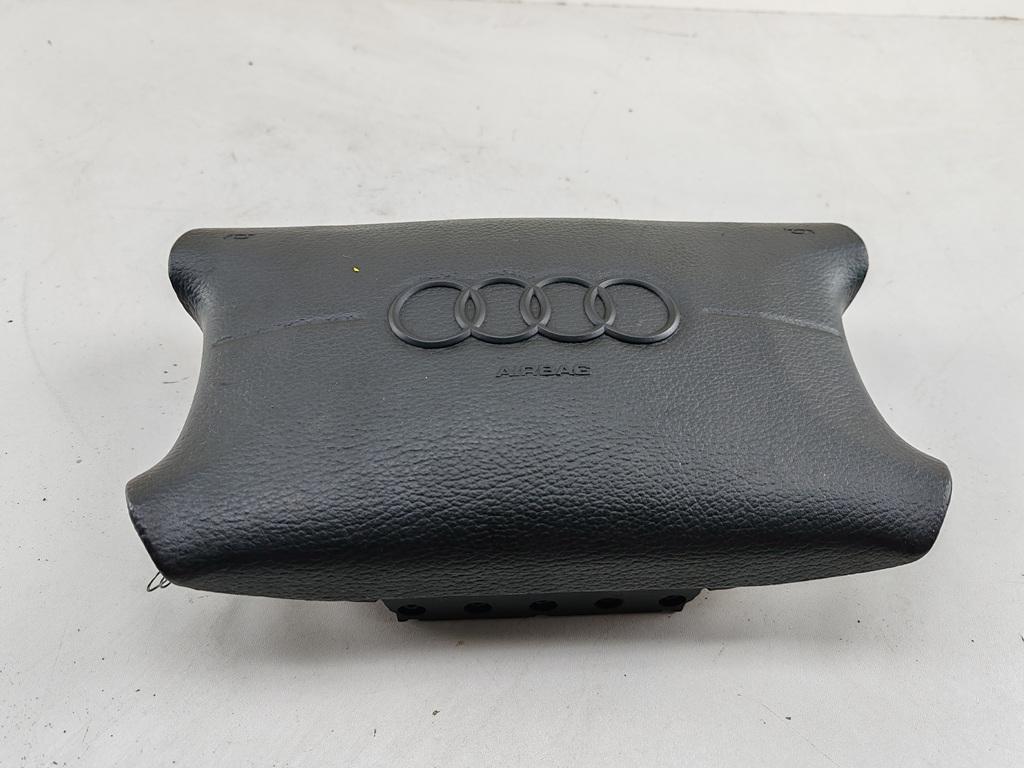подушка безопасности водителя Audi A6 4A/C4 1996, 2.5 л., дизель, МКПП, красный, универсал, 4A0880201J - фото №1