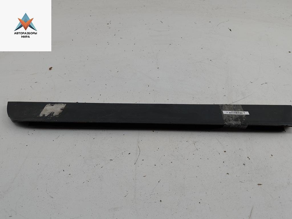 молдинг двери задней правой Audi A4 B6 2001, 2.0 л., бензин, МКПП, серый, универсал, 8E0853970 - фото №1