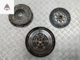 маховик Volkswagen Passat B5 [рестайлинг] 2001, 2.0 л., бензин, МКПП, синий, универсал