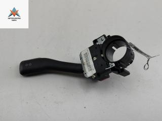 переключатель поворотов Volkswagen Golf 4 поколение 2001, 1.4 л., бензин, МКПП, синий, хетчбэк 3 дв., 8L0953513G