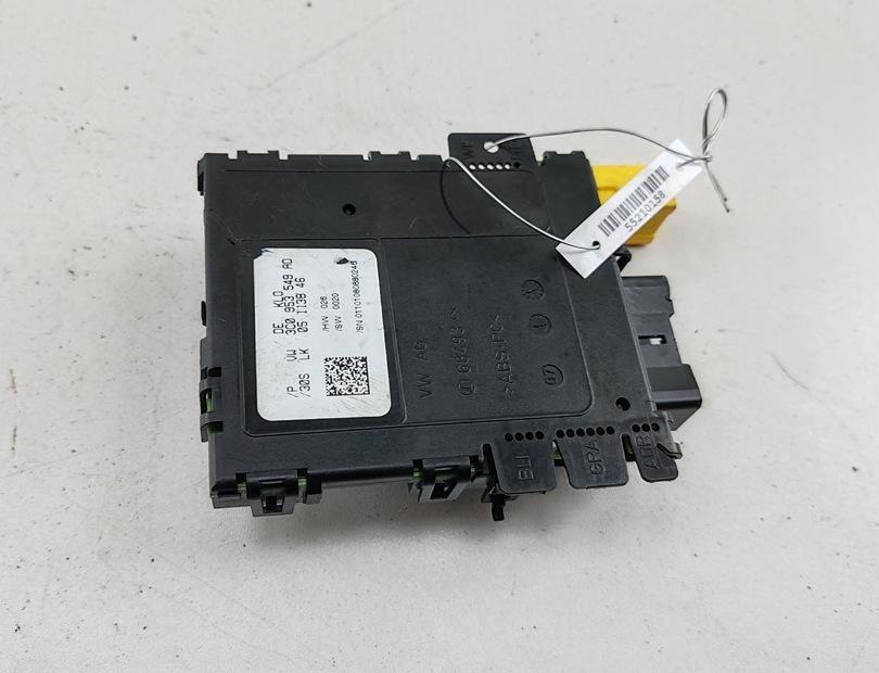 датчик угла поворота руля Volkswagen Passat B6 2008, 1.9 л., дизель, МКПП, красный, универсал, 3C0953549AD - фото №1