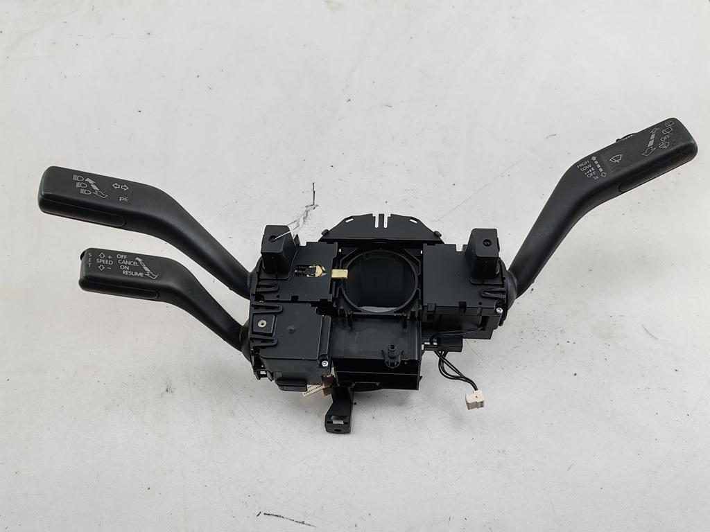 переключатель подрулевой Volkswagen Passat B6 2008, 2.0 л., дизель, АКПП, чёрный, универсал, 3C9953513R