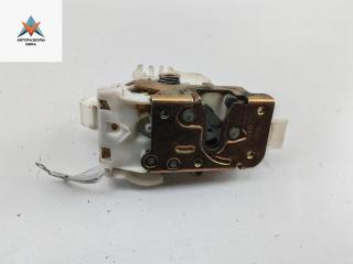 замок двери передней правой Ford Mondeo 3 поколение 2002, 1.8 л., бензин, МКПП, зелёный, хетчбэк 5 дв., 1S7AF21812KA