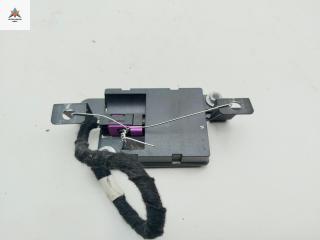 усилитель антенны BMW 3 серия E46 [рестайлинг] 2004, 2.0 л., дизель, МКПП, чёрный, универсал, 6928461