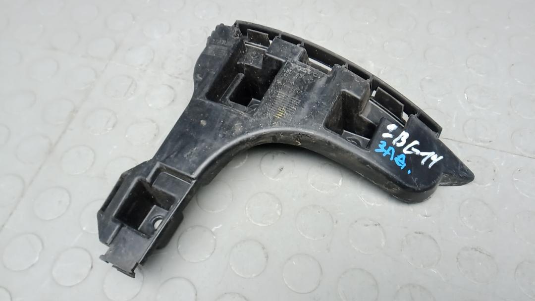 Крепление бампера заднего Volvo XC60 1 поколение 2009, 2.4 л., дизель, МКПП, внедорожник 5 дв., 30763440 - фото №1