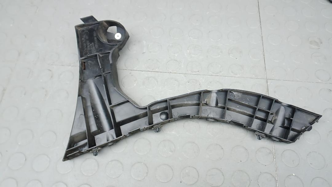 Крепление бампера заднего Volvo XC60 1 поколение 2009, 2.4 л., дизель, МКПП, внедорожник 5 дв., 30764698 - фото №1