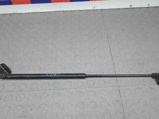 амортизатор крышки багажника (3-5 двери) Kia Sorento 1 поколение [рестайлинг] 2006, 2.5 л., дизель, АКПП, внедорожник 5 дв.