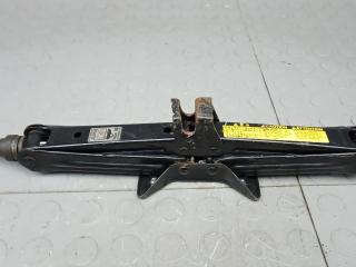 домкрат Toyota Prius 2 поколение 2006, 1.5 л., бензин, АКПП, хетчбэк 5 дв.