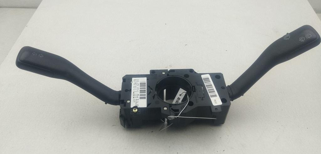 переключатель подрулевой SEAT Leon 2003, 1.6 л., бензин, МКПП, чёрный, хетчбэк 5 дв., 8L0953513G