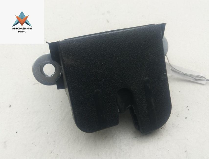 замок багажника Volkswagen Touran 1 поколение 2003, минивэн, 56250845 - фото №1