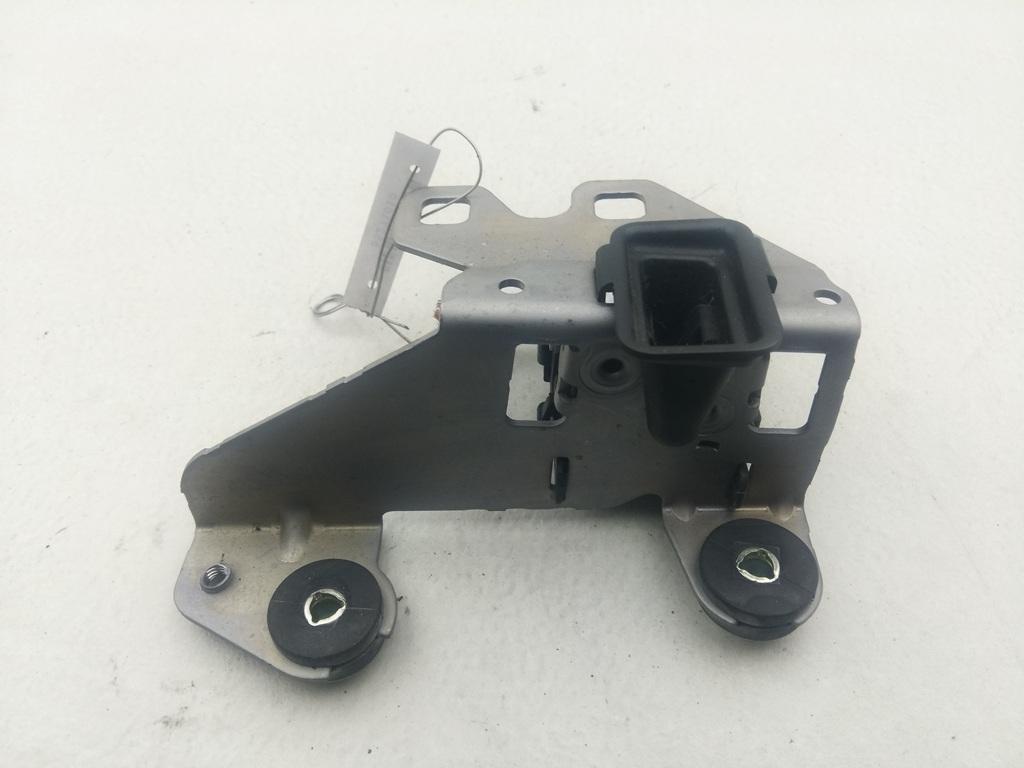 Замок стекла двери багажника BMW 5 F10/F11 2011, 3.0 л., дизель, АКПП, серый, универсал, 7308831