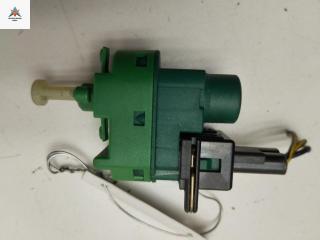 Датчик (включатель) стоп-сигнала Ford Fusion 1 поколение 2004, 1.4 л., бензин, МКПП, серый, хетчбэк 5 дв., 94BB9C872AC