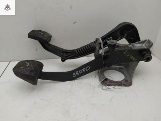 узел педальный (блок педалей) Mercedes-Benz C-Класс W201 [рестайлинг] 1989, 2.0 л., бензин, МКПП, красный, седан, 1242900419