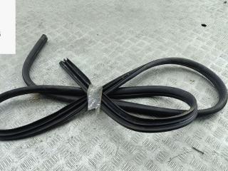 уплотнитель двери Ford Focus 2 поколение 2006, 1.8 л., бензин, МКПП, чёрный, универсал