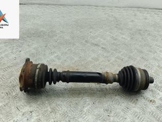 полуось передняя левая (приводной вал, ШРУС) Audi A4 B5 1996, 1.8 л., бензин, АКПП, синий, седан, 8D0407271AC