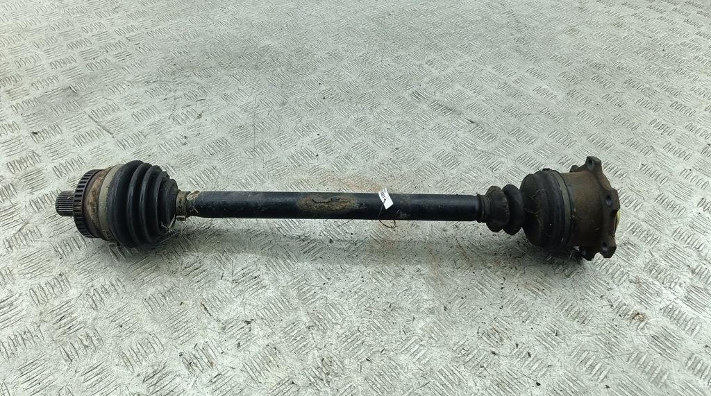 полуось передняя правая (приводной вал, ШРУС) Audi A4 B6 2001, 2.0 л., бензин, МКПП, серый, универсал, 8E0407272AJ - фото №1