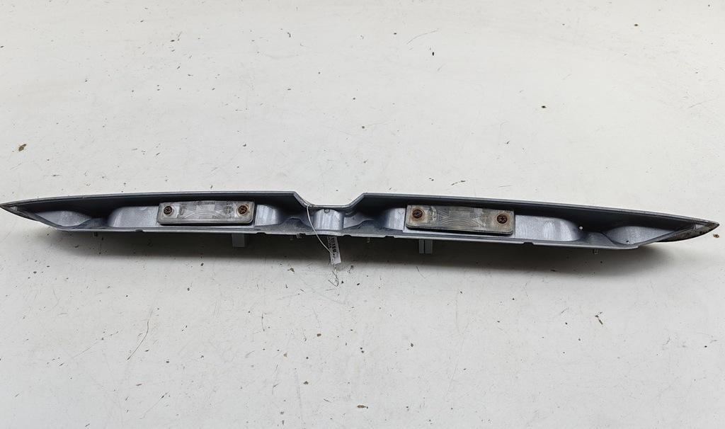 накладка подсветки номера Opel Zafira A 2003, 1.8 л., бензин, МКПП, серый, минивэн, 90579631
