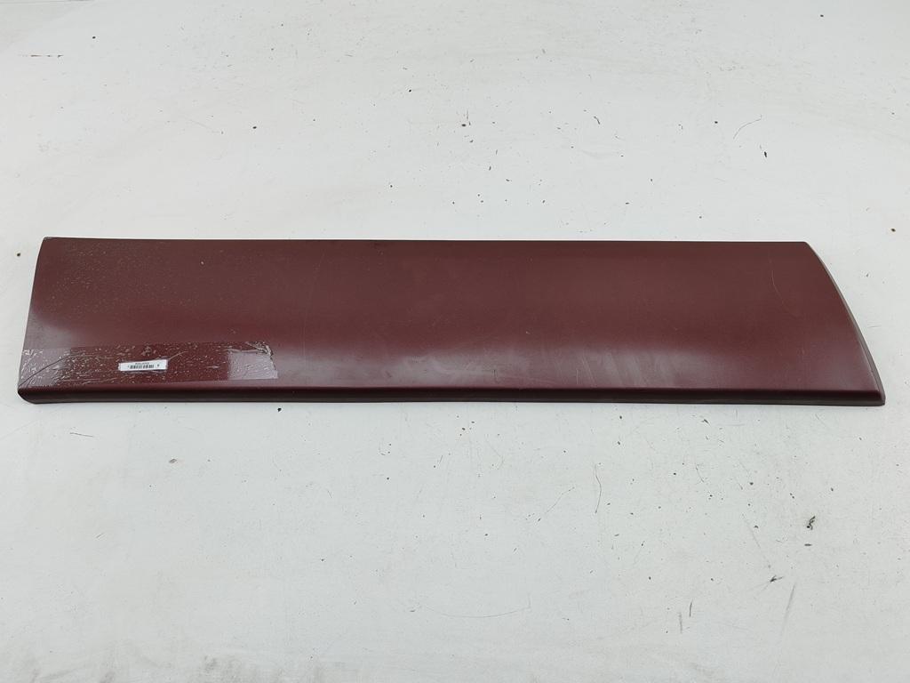 молдинг двери передней левой Mercedes-Benz 190 W201 1989, 2.0 л., бензин, МКПП, красный, седан, 2016905540L