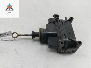 активатор (привод) замка двери Mercedes-Benz C-Класс W201 [рестайлинг] 1989, 2.0 л., бензин, МКПП, красный, седан