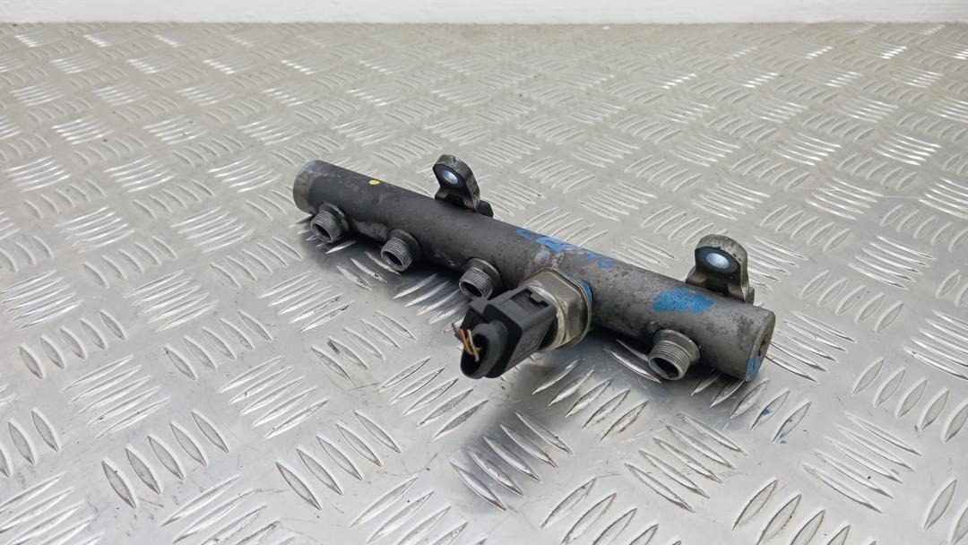 топливная рампа Audi A6 4F/C6 2006, 3.0 л., дизель, АКПП, универсал, BN - фото №1