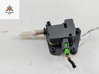 активатор замка багажника Audi A4 B6 2001, 2.0 л., бензин, МКПП, серый, универсал, 8E9827833