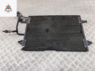 радиатор кондиционера Audi A4 B5 1996, 1.8 л., бензин, МКПП, синий, седан, 8D0260401D