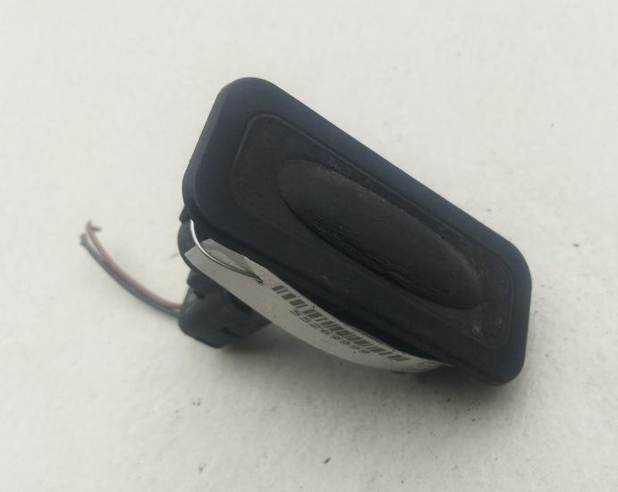 кнопка открытия багажника Renault Scenic II 2005, 2.0 л., бензин, АКПП, чёрный, минивэн, 8200078256B