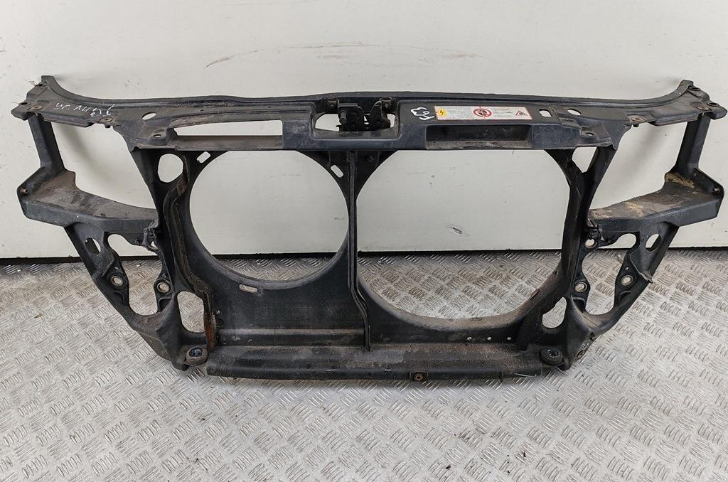 Рамка радиатора Audi A4 B5 1998, 1.8 л., бензин, МКПП, серый, седан