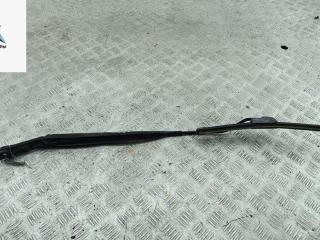 Щеткодержатель (поводок стеклоочистителя) передний Nissan Note E11 [рестайлинг] 2009, 1.4 л., бензин, МКПП, серый, хетчбэк 5 дв.