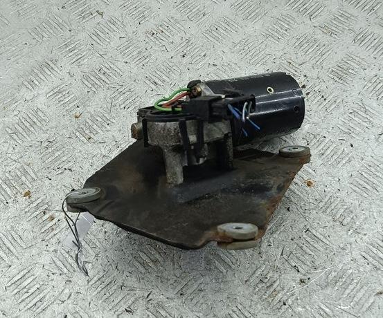 моторчик передних стеклоочистителей (дворников) Mitsubishi Carisma 1997, 1.8 л., бензин, МКПП, чёрный, хетчбэк 5 дв., 0390241114