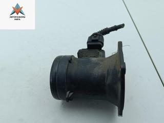 Расходомер (измеритель потока воздуха) Volkswagen Passat B5 1999, 1.6 л., бензин, МКПП, синий, седан, 06A906461B