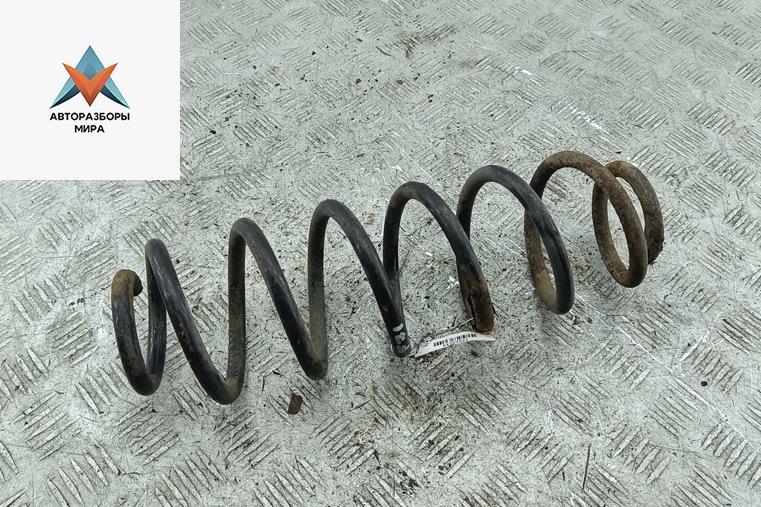 пружина задняя Volkswagen Golf 4 поколение 1999, 1.6 л., бензин, МКПП, синий, универсал - фото №1