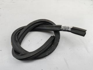 уплотнитель подкапотного пространства Ford Mondeo 3 поколение 2002, хетчбэк 5 дв.