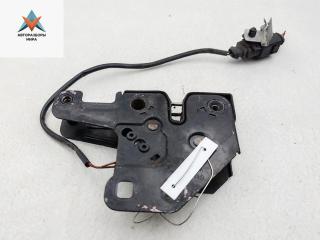 замок капота Audi A4 B6 2001, 2.0 л., бензин, МКПП, серый, универсал, 8E0823509B