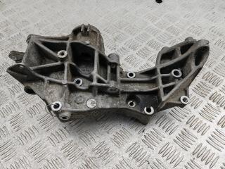 кронштейн генератора Audi A4 B5 1996, 1.8 л., бензин, МКПП, серый, универсал, 058145523E