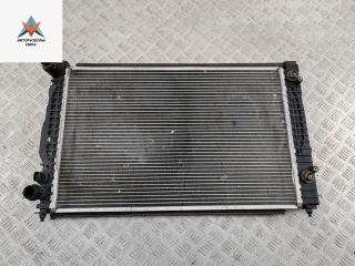 радиатор охлаждения Audi A4 B5 1996, 1.8 л., бензин, АКПП, синий, седан, 8D0121251BC